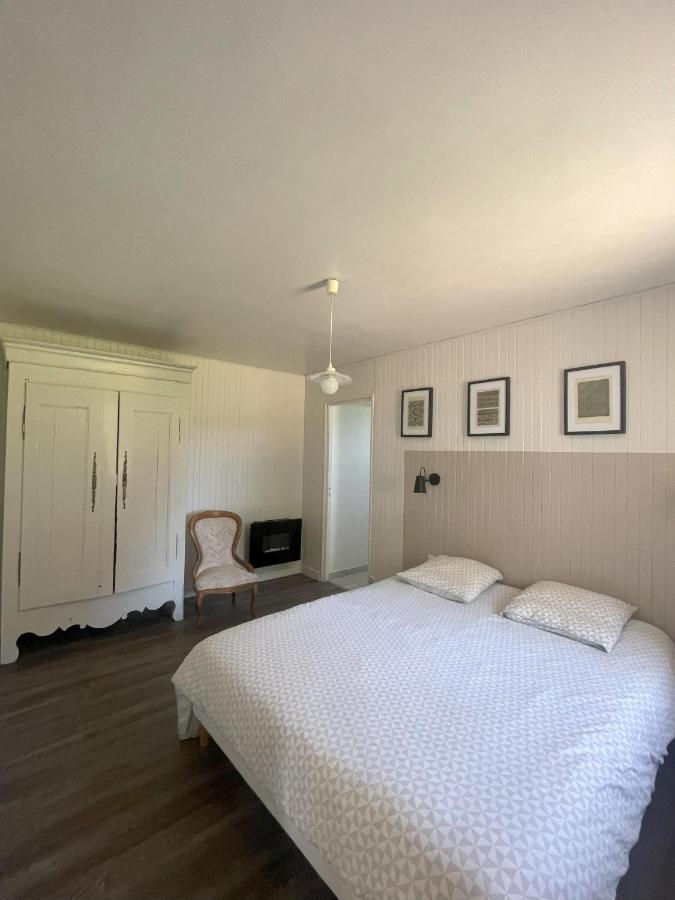 Villa fermette à Plounévez-Lochrist Extérieur photo